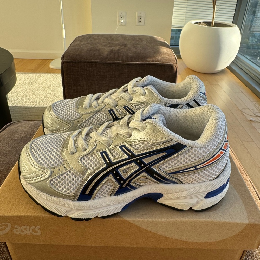 Toddler Asics Mesh Sneakers in White and Navy